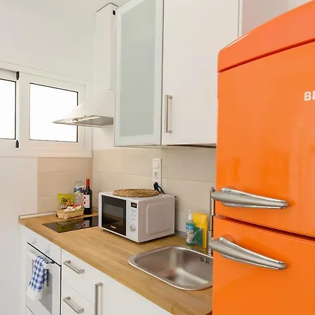 Orange Volcano Apartment, Free Access To The Fariones Sports Center *