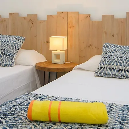 Orange Volcano Apartment, Free Access To The Fariones Sports Center Apartman